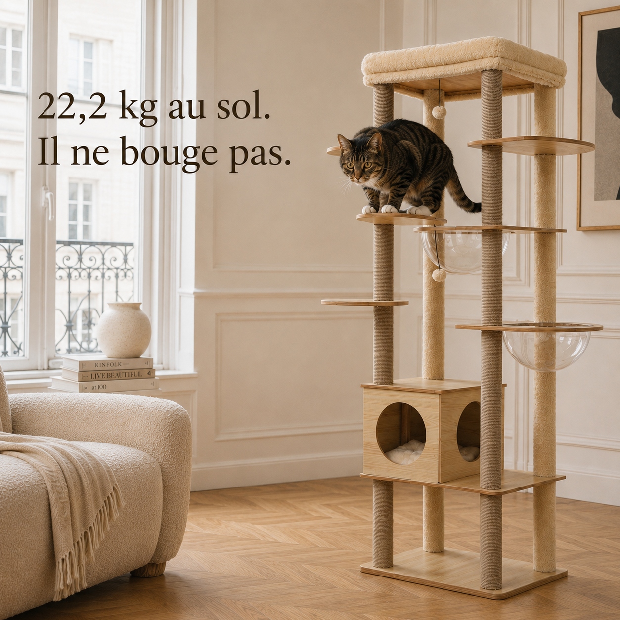 Base de l'arbre à chat Le Massif posée au sol